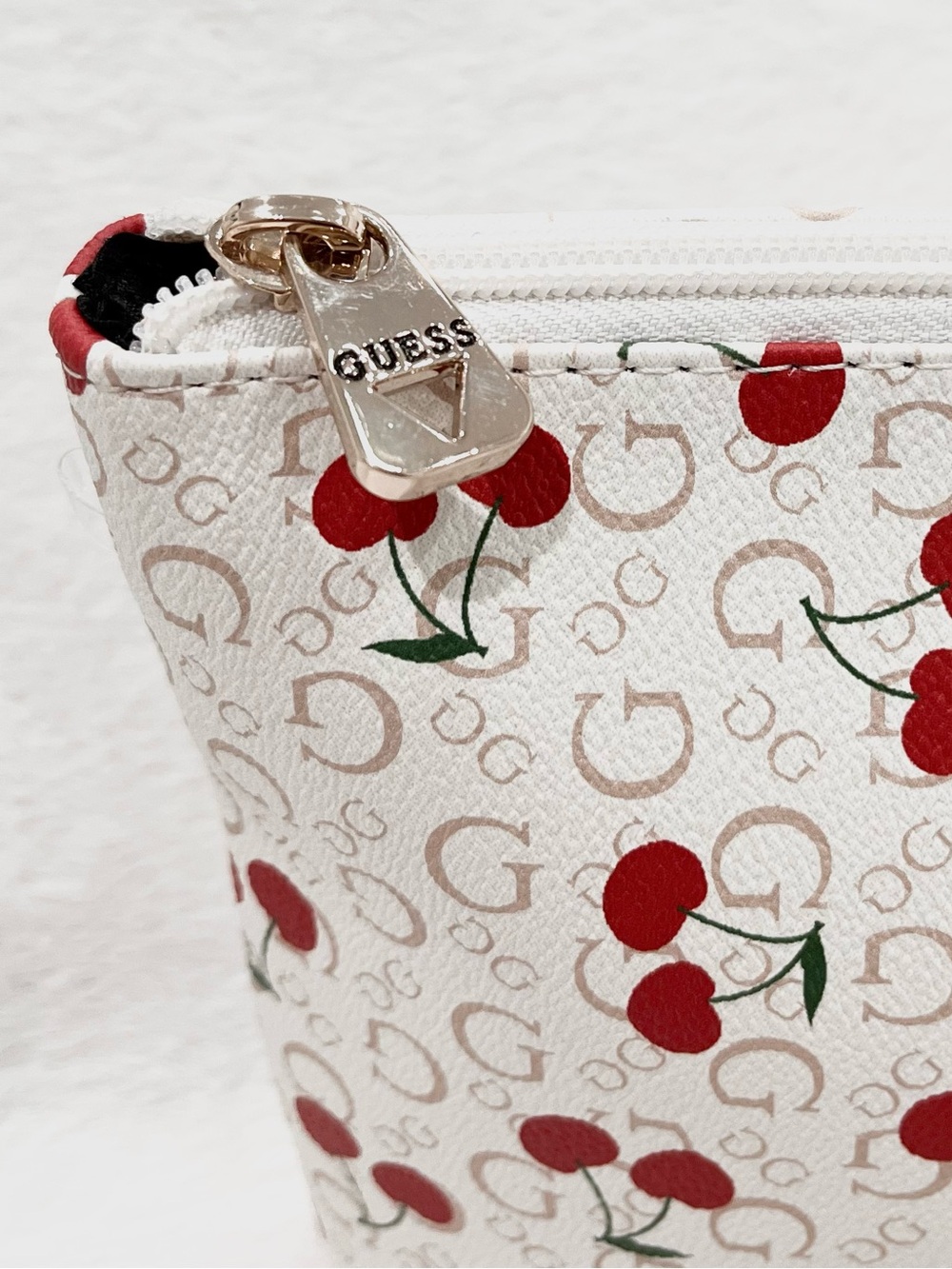Guess White Cosmetic Pouch with Red Cherry Print - Picture 2 of 4